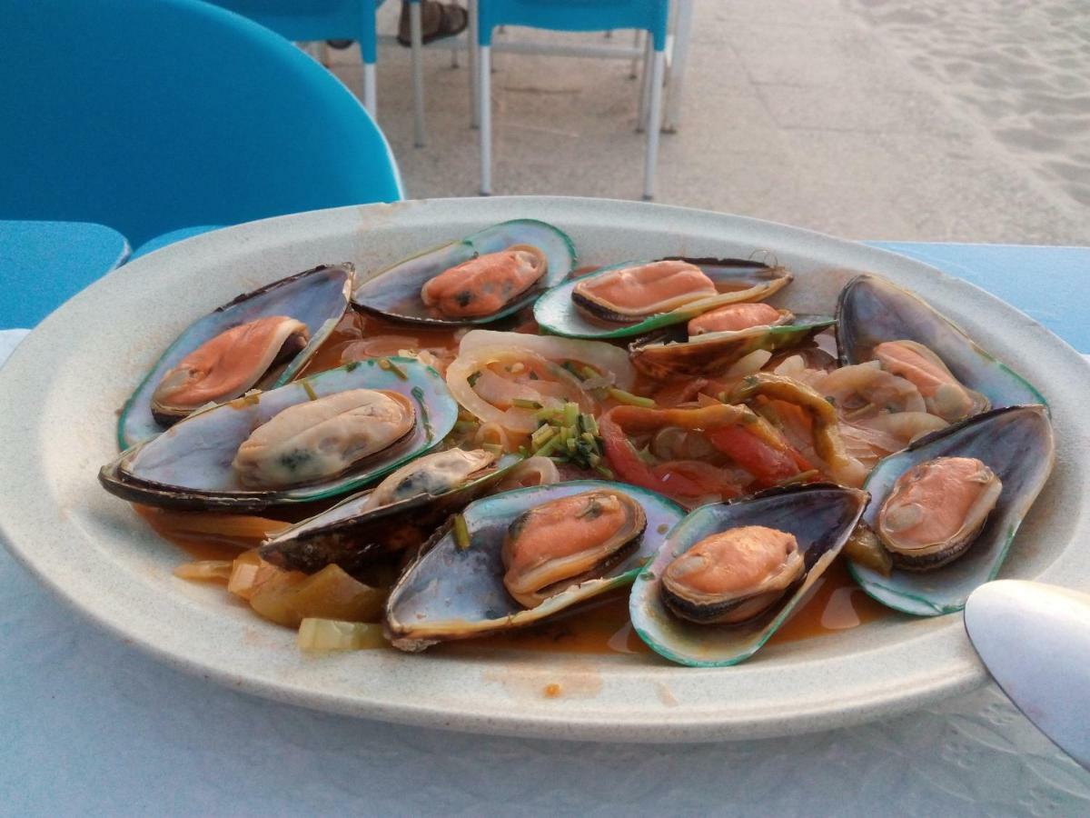 Seaparty Almada Buitenkant foto